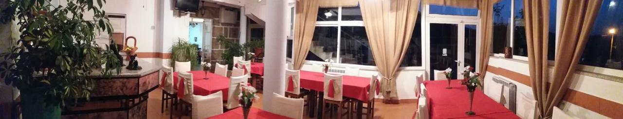 Hotel Gite Cantinho Davo Campea 外观 照片